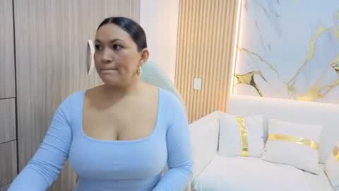 Madam Hott  online show from September 22, 3:41 am