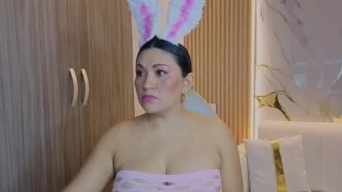 Madam Hott  online show from November 1, 3:52 am