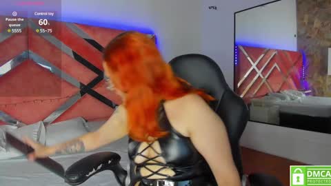 madame ibby online show from December 28, 7:43 pm
