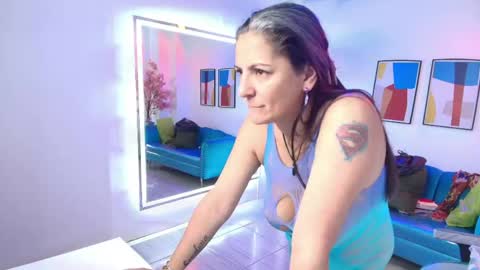 Madame Scarllet  online show from May 12, 11:40 am