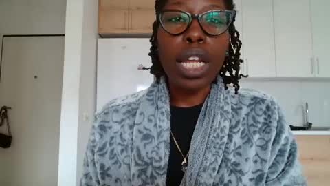 Snapshot of madamindigo chatting on March 30, 1:34 pm YourMadamIndigo online show from March 30, 1:34 pm