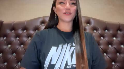 Snapshot of madammistressdominatrixxx chatting on March 17, 12:04 am Alison Kloss online show from March 17, 12:04 am