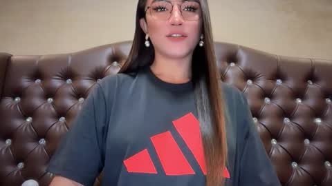 Snapshot of madammistressdominatrixxx chatting on April 2, 11:02 pm Alison Kloss online show from April 2, 11:02 pm