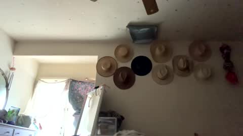 SummerPeach online show from December 24, 8:16 pm