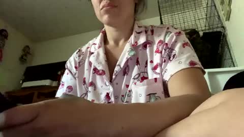 SummerPeach online show from January 18, 11:22 pm