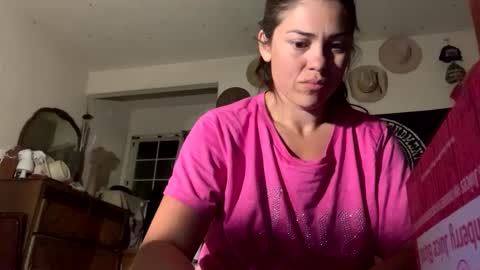 SummerPeach online show from January 28, 5:11 am