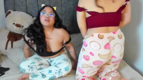 Maddie and Chelsea online show from February 7, 6:33 pm