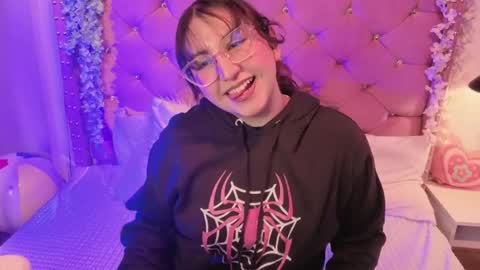 maddie online show from April 2, 12:58 pm