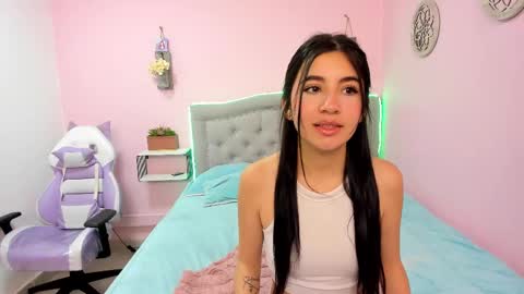 Snapshot of maddie_ziegler_ chatting on September 24, 12:19 pm MaddieZiegler online show from September 24, 12:19 pm
