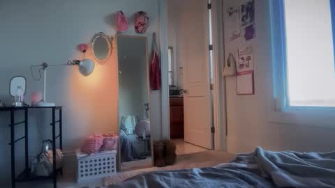 maddieblair1 online show from February 11, 9:42 pm