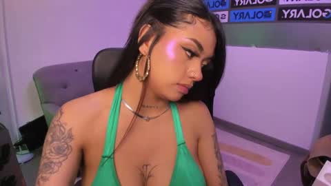 maddiee_jackson online show from September 14, 1:05 am