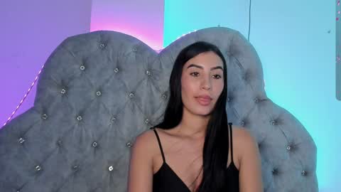    online show from December 7, 9:33 pm