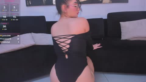 Maddison online show from December 18, 7:04 am