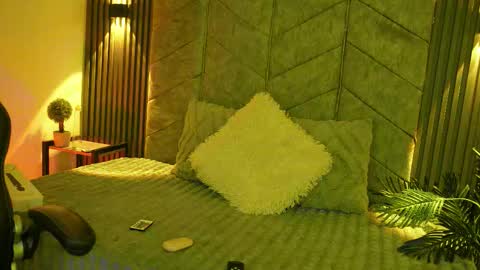 maddy online show from January 12, 11:48 am