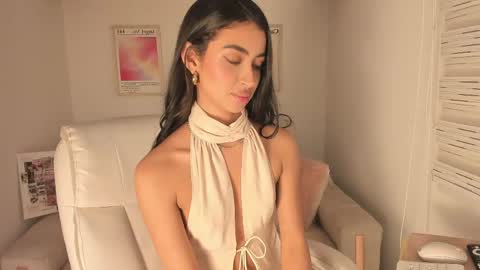 Snapshot of maddy_bronw chatting on May 16, 12:07 am Maddy online show from May 16, 12:07 am