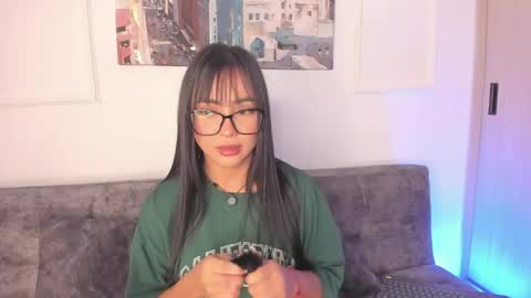 Maddy  online show from May 15, 1:01 am