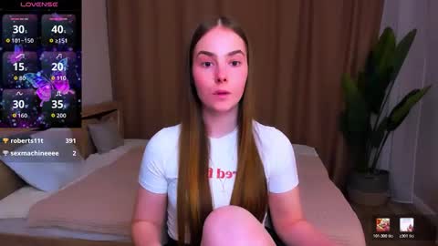 Snapshot of maddy_gate chatting on March 19, 5:28 pm maddy_gate online show from March 19, 5:28 pm