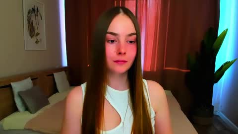 Snapshot of maddy_gate chatting on April 2, 2:58 pm maddy_gate online show from April 2, 2:58 pm