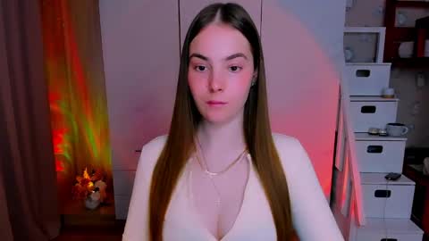 maddy_gate online show from April 29, 2:21 pm
