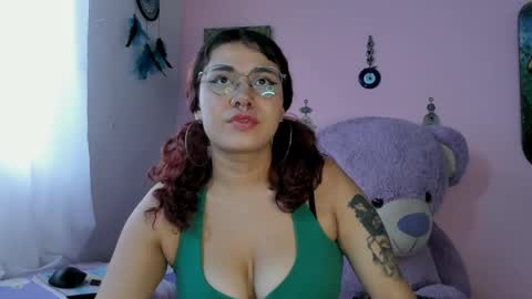 Snapshot of maddy_jhonsson chatting on May 11, 9:23 pm Maddy online show from May 11, 9:23 pm