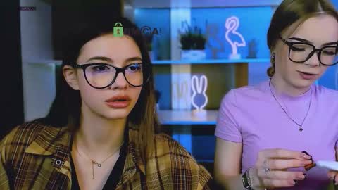 Snapshot of maddy_moah chatting on March 18, 6:16 am maddy moah online show from March 18, 6:16 am