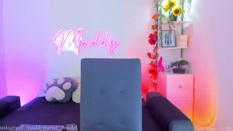 Snapshot of maddy_parisi chatting on April 10, 7:46 am Maddy online show from April 10, 7:46 am