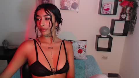 Maddy Parker  online show from February 19, 9:50 am