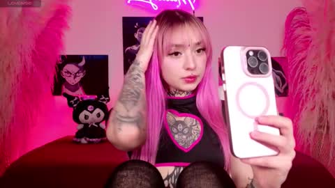 maddy_uwu online show from September 29, 2:38 am