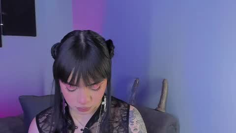 Maddy  online show from January 9, 12:03 am