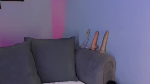 Maddy  online show from January 14, 8:59 pm