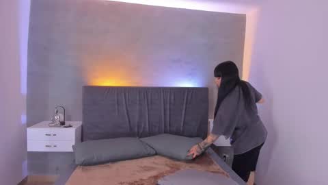 Maddy  online show from October 10, 9:14 pm