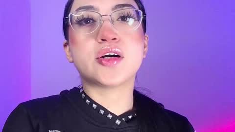   Please followme and rate me your thumbs up online show from September 23, 6:11 pm