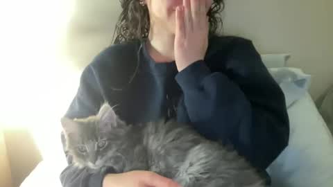 Snapshot of maddyhasyummypussy chatting on December 17, 2:06 am maddyhasyummypussy online show from December 17, 2:06 am