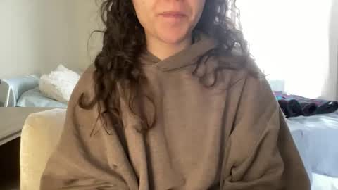 maddyhasyummypussy online show from March 22, 2:42 pm