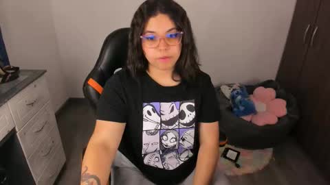 madelaine_taylor online show from October 12, 11:48 pm