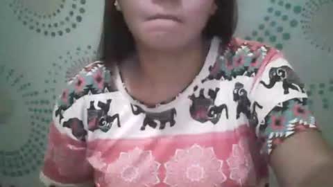Snapshot of madeline263 chatting on October 16, 9:43 am madeline263 online show from October 16, 9:43 am