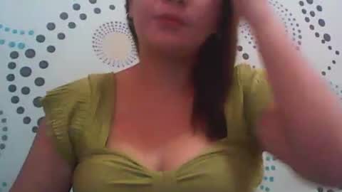 Snapshot of madeline263 chatting on October 29, 1:19 am madeline263 online show from October 29, 1:19 am