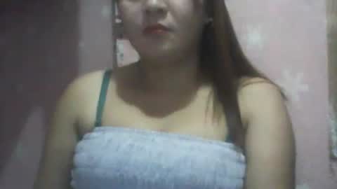 Snapshot of madeline263 chatting on February 6, 5:45 am madeline263 online show from February 6, 5:45 am