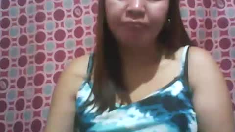 Snapshot of madeline263 chatting on April 2, 12:41 am madeline263 online show from April 2, 12:41 am