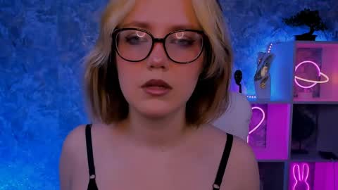 Madeline online show from March 22, 8:18 am