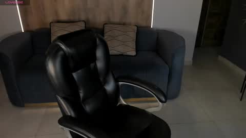 Madeline online show from February 17, 8:30 am