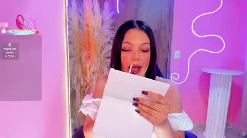 Snapshot of madelinsharapova chatting on April 2, 3:26 am Madelin online show from April 2, 3:26 am