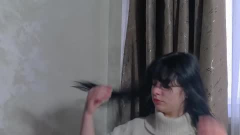 madelynvelure online show from February 9, 6:28 am