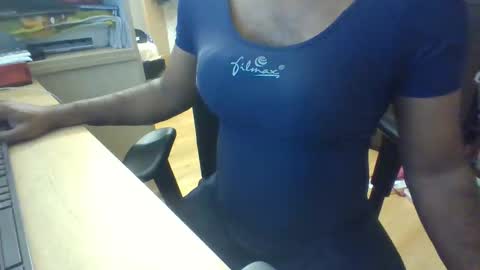Snapshot of madeson1112 chatting on December 27, 8:56 am madeson1112 online show from December 27, 8:56 am