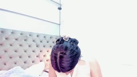 Snapshot of madhi_evans chatting on October 2, 2:40 am Madhi online show from October 2, 2:40 am