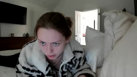 Snapshot of madirose69 chatting on February 25, 5:00 pm mari rose online show from February 25, 5:00 pm