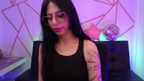 Snapshot of madison_braley chatting on March 20, 12:54 pm madison_braley online show from March 20, 12:54 pm