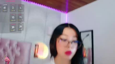 Snapshot of madison_oli chatting on September 23, 2:14 am madison_oli online show from September 23, 2:14 am