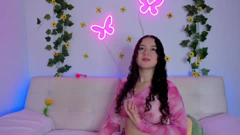 Snapshot of madison_pettis1 chatting on January 24, 4:48 am Madison online show from January 24, 4:48 am