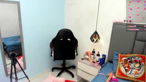 MADI  online show from December 18, 6:32 am